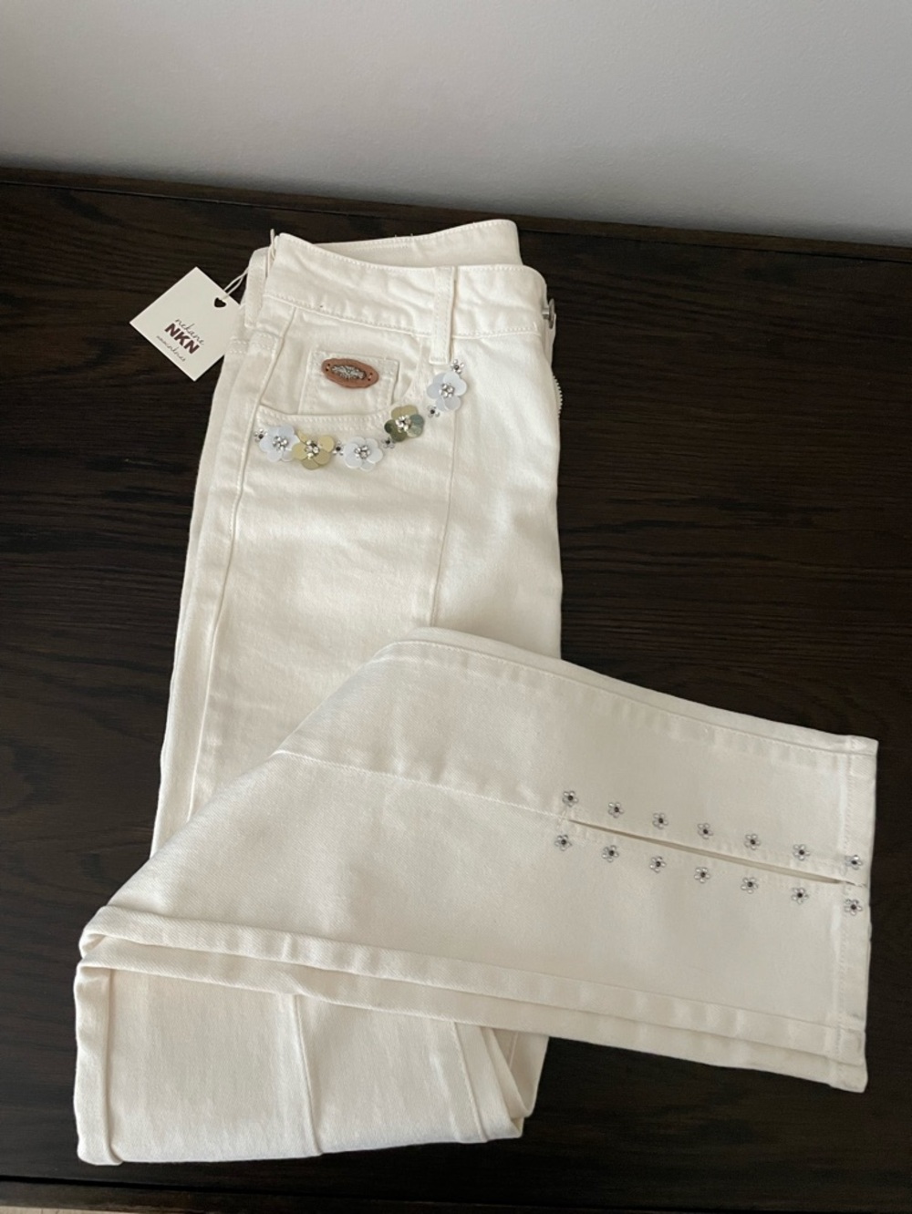 NKN Embellished White Floral Denim Pants USA 4 EU 38